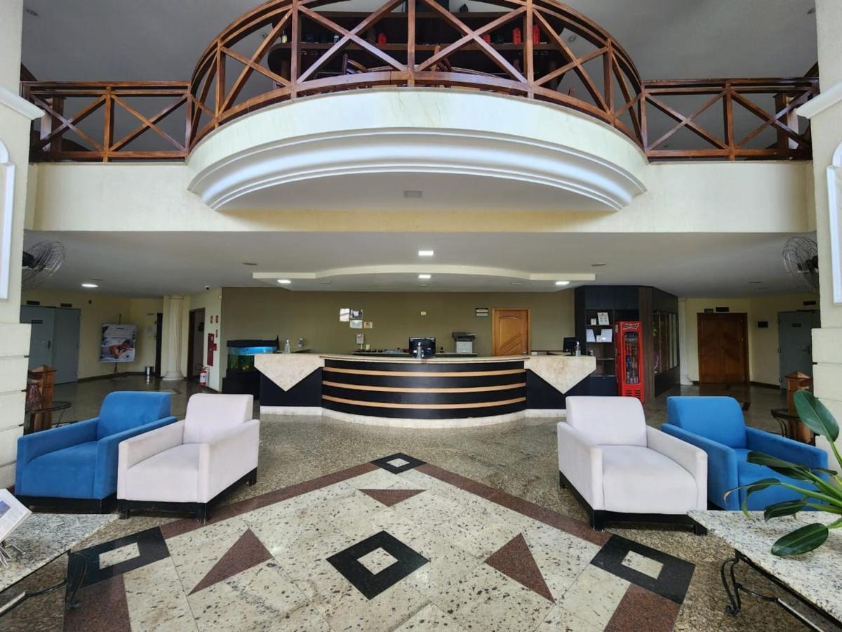 Colonial Plaza Hotel Pindamonhangaba Exterior foto